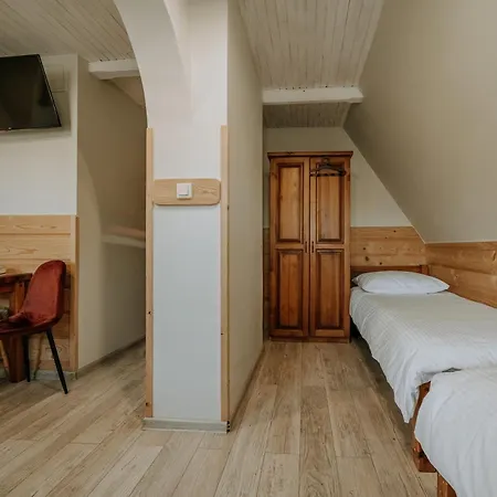 Bed & Breakfast Goscina U Maryny Relaks I W Ogrodzie 3*