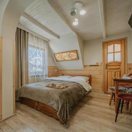 Goscina U Maryny Relaks I W Ogrodzie Bed & Breakfast