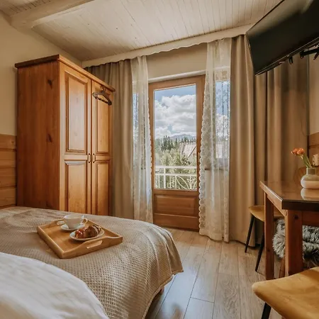 Goscina U Maryny Relaks I W Ogrodzie Bed & Breakfast