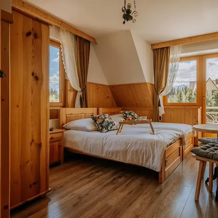 Goscina U Maryny Relaks I W Ogrodzie Bed & Breakfast 3*